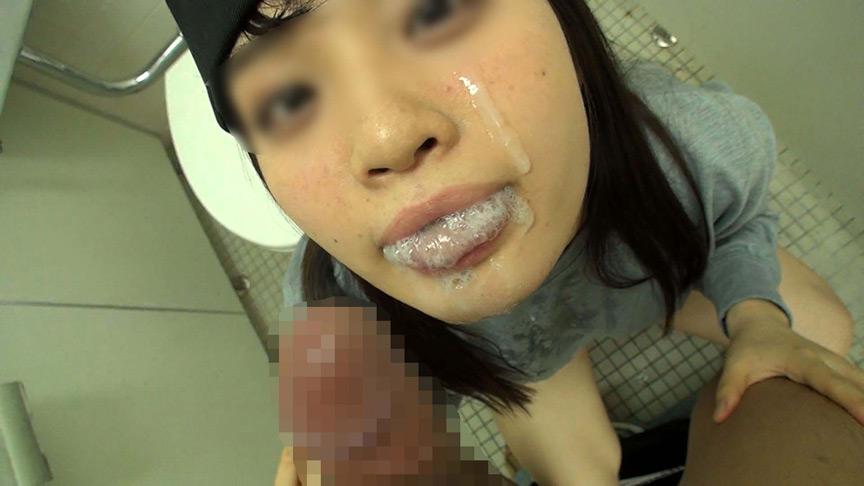 童顔女子のフェラ抜き顔射